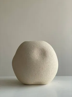 Ваза двохстороння світла шамот 21х19х19 см