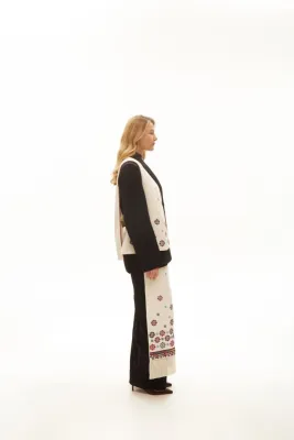 Запаска "Квіти на білому"