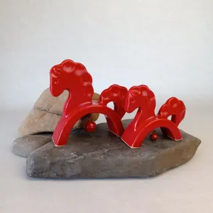 Коник декоративний, червоний, М