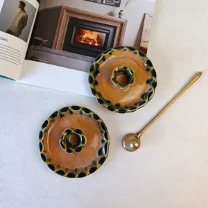 Свічник з зеленим обідком, карамель