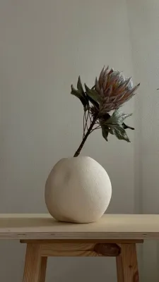 Ваза двохстороння світла шамот 21х19х19 см