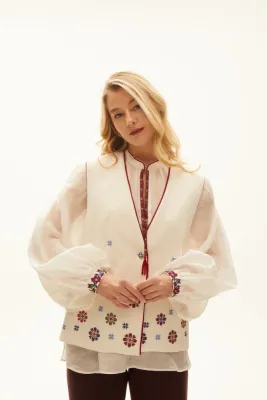 Безрукавка "Квіти на білому"