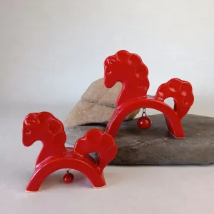 Коник декоративний, червоний, М