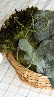 Довгий сотуар з грибочком