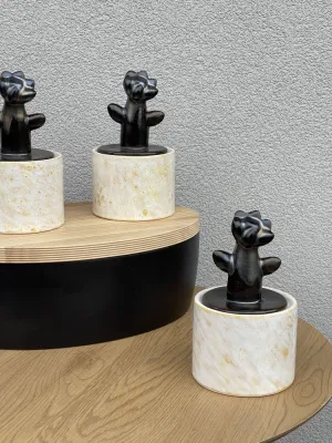 Цукерниця мала