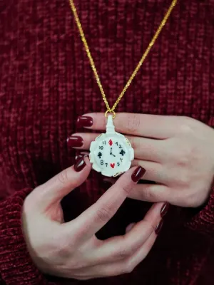 Декоративна порцелянова прикраса "Годинник" на золотому ланцюжку
