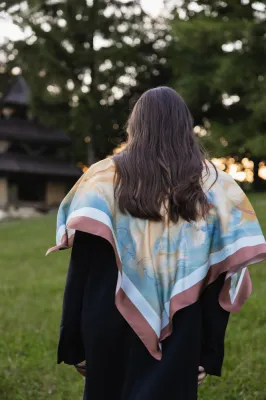 Хустина "Твої крила" 70*70 см