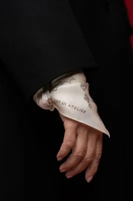 Хустина шовк "Різдвяна радість" 65*65 см