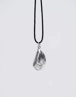 Підвіска срібна мушля