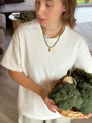 Довгий сотуар з грибочком