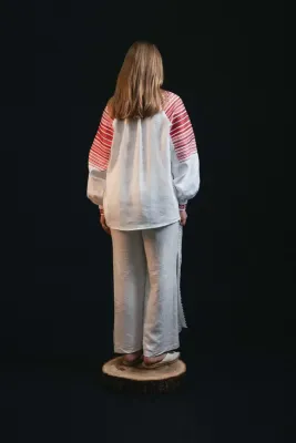 Блузка жіноча Спадок біла