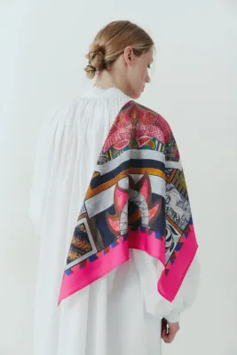 Хустка "Повернувся модерністом" М