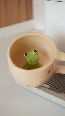 Горнятко "Замріяне жабеня"