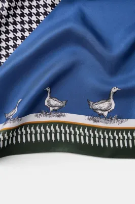 Хустина "Гуси" 70*70 см