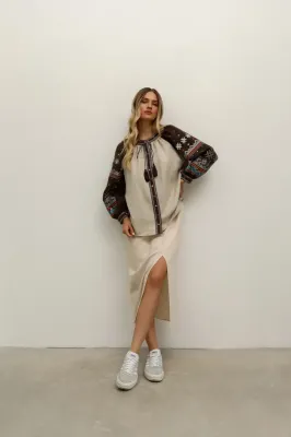 Блузка жіноча Дзвінка яскрава