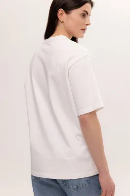 Футболка "Цілунки" молочна