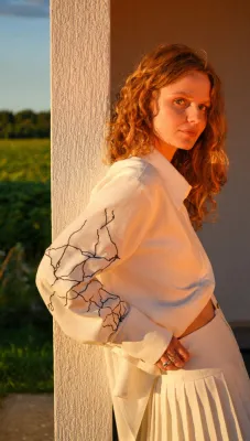 Сорочка "Магістралі України" жіноча молочний 70% віскоза, 30% льон 